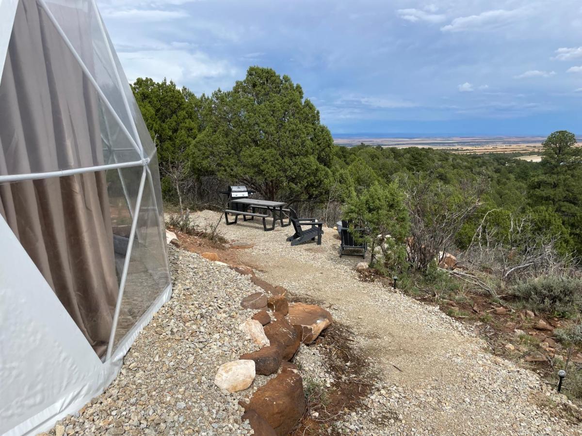 Canyon Rim Domes - A Luxury Glamping Experience!! Monticello Exteriör bild