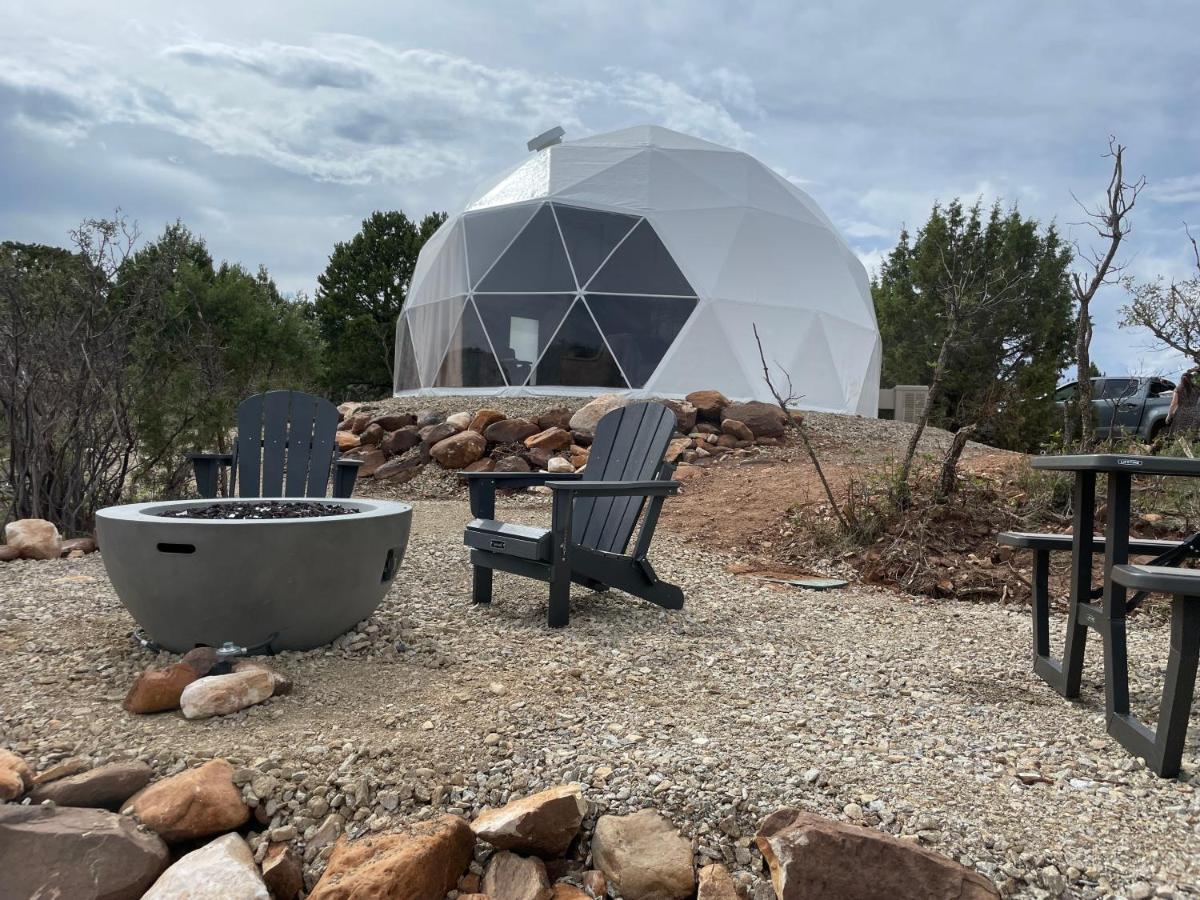 Canyon Rim Domes - A Luxury Glamping Experience!! Monticello Exteriör bild