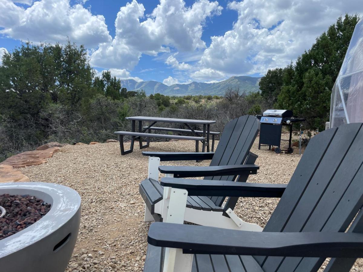 Canyon Rim Domes - A Luxury Glamping Experience!! Monticello Exteriör bild