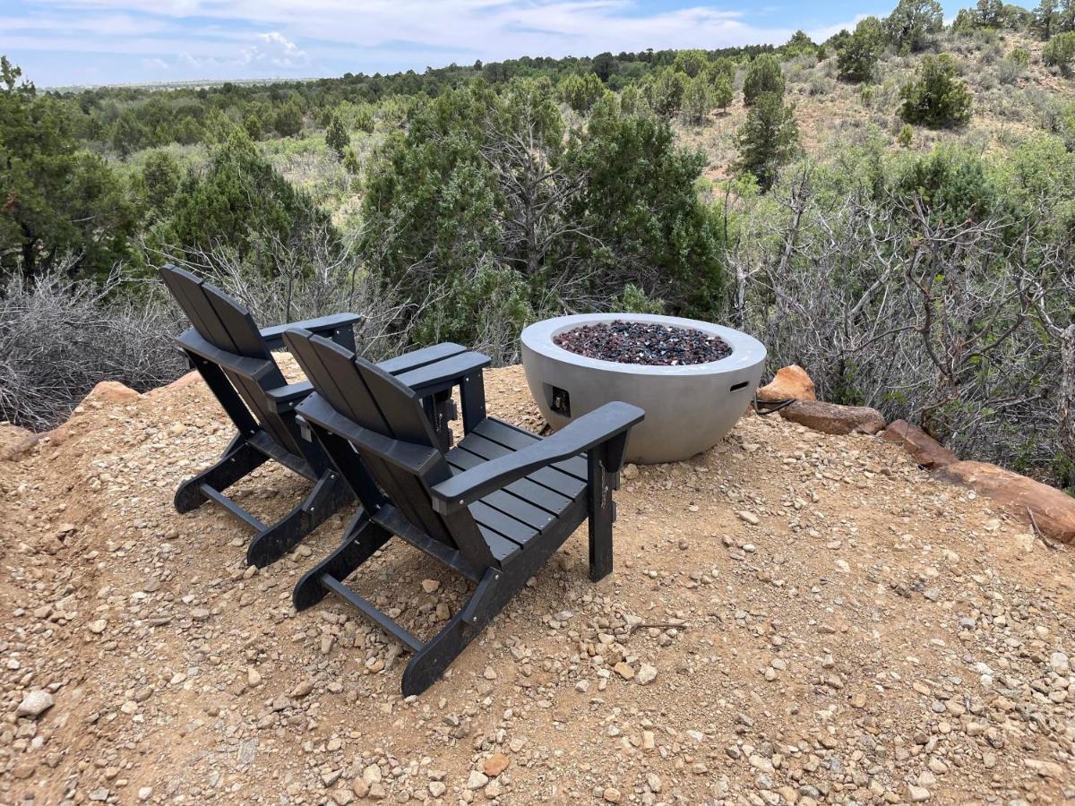 Canyon Rim Domes - A Luxury Glamping Experience!! Monticello Exteriör bild