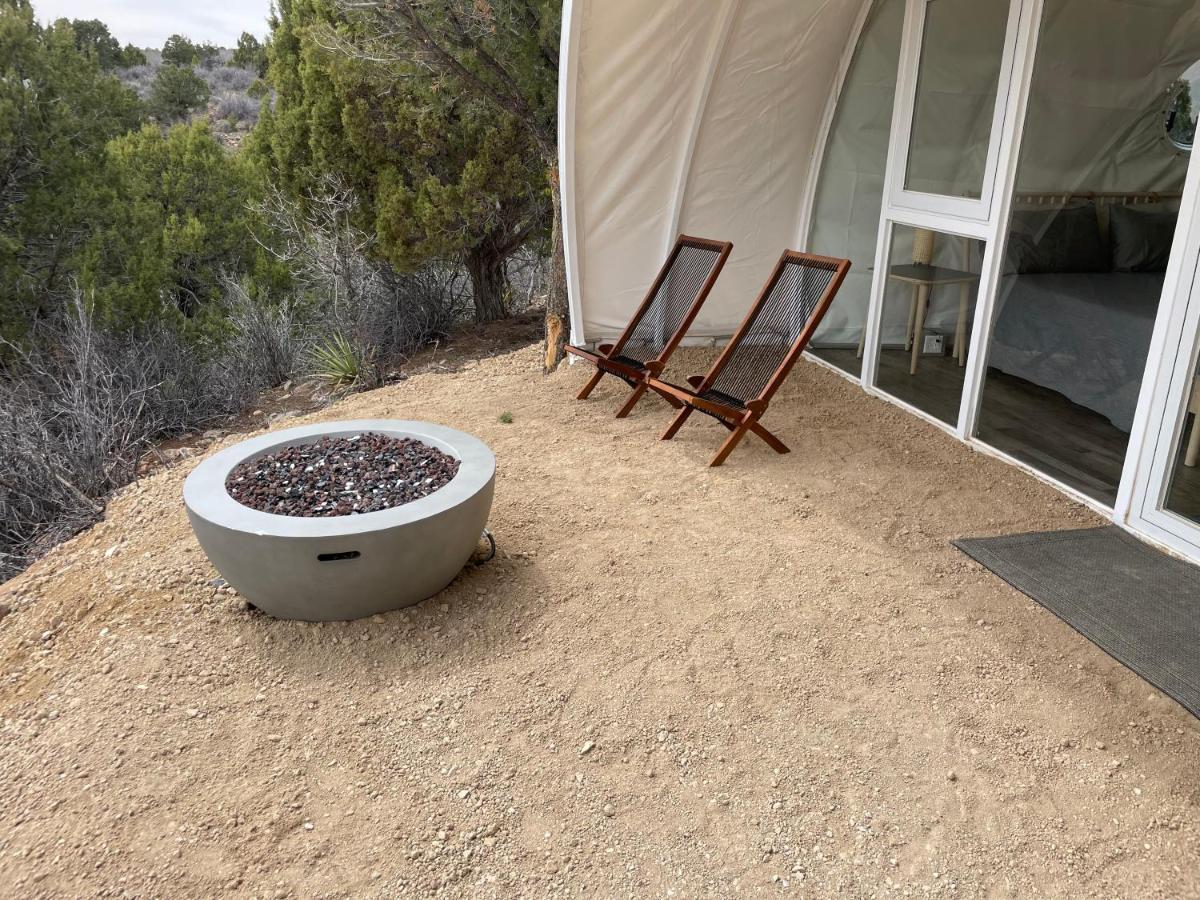 Canyon Rim Domes - A Luxury Glamping Experience!! Monticello Exteriör bild